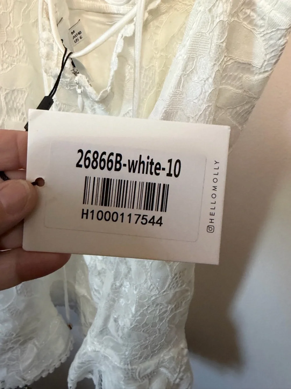 Hello Molly NWT Eyes On Me White Lace Backless Dress Size 6 Beach Bridal Sexy - Picture 7 of 10